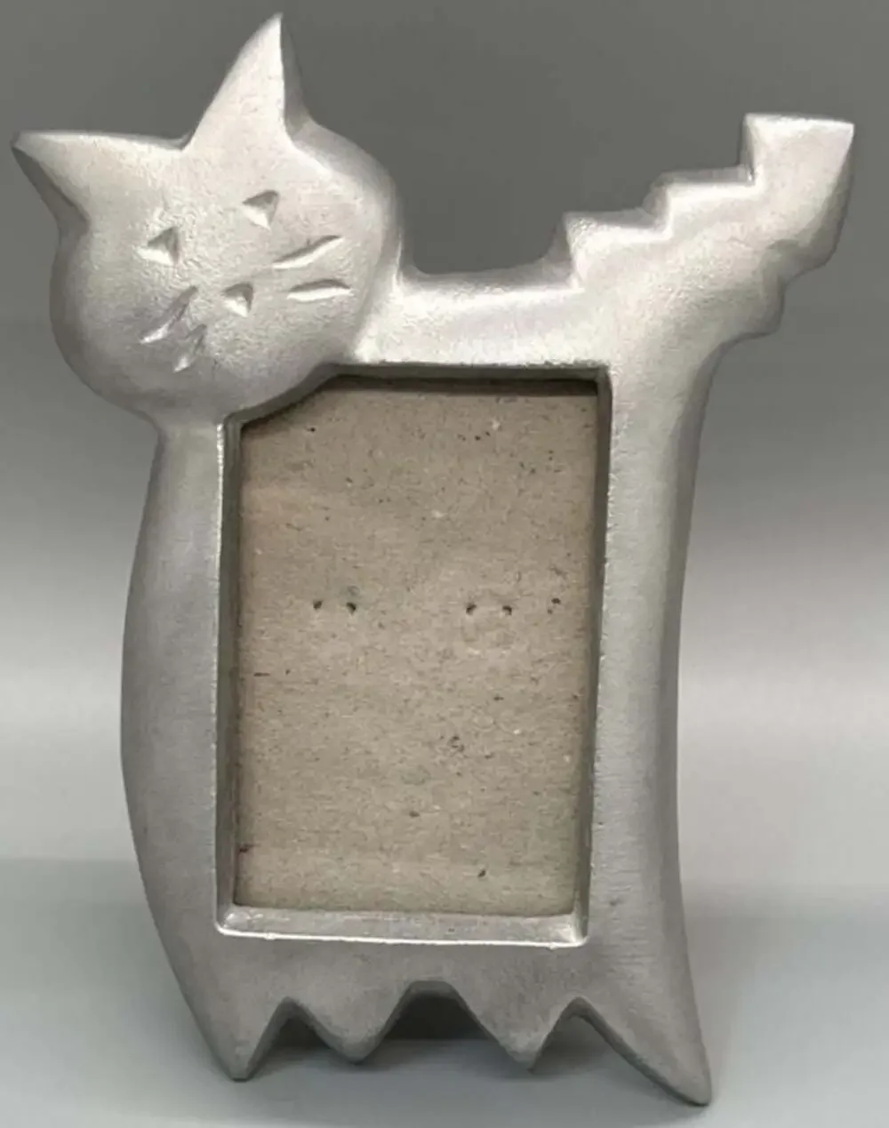 Vtg Furio Matte Silver Tone Abstract Cat Shaped Mini Picture Frame 2x3 Taiwan